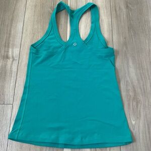 Lululemon size 6 teal razorback tank top